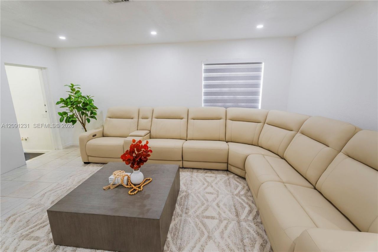 153 NW 6th St, Homestead, FL 33030 Photo