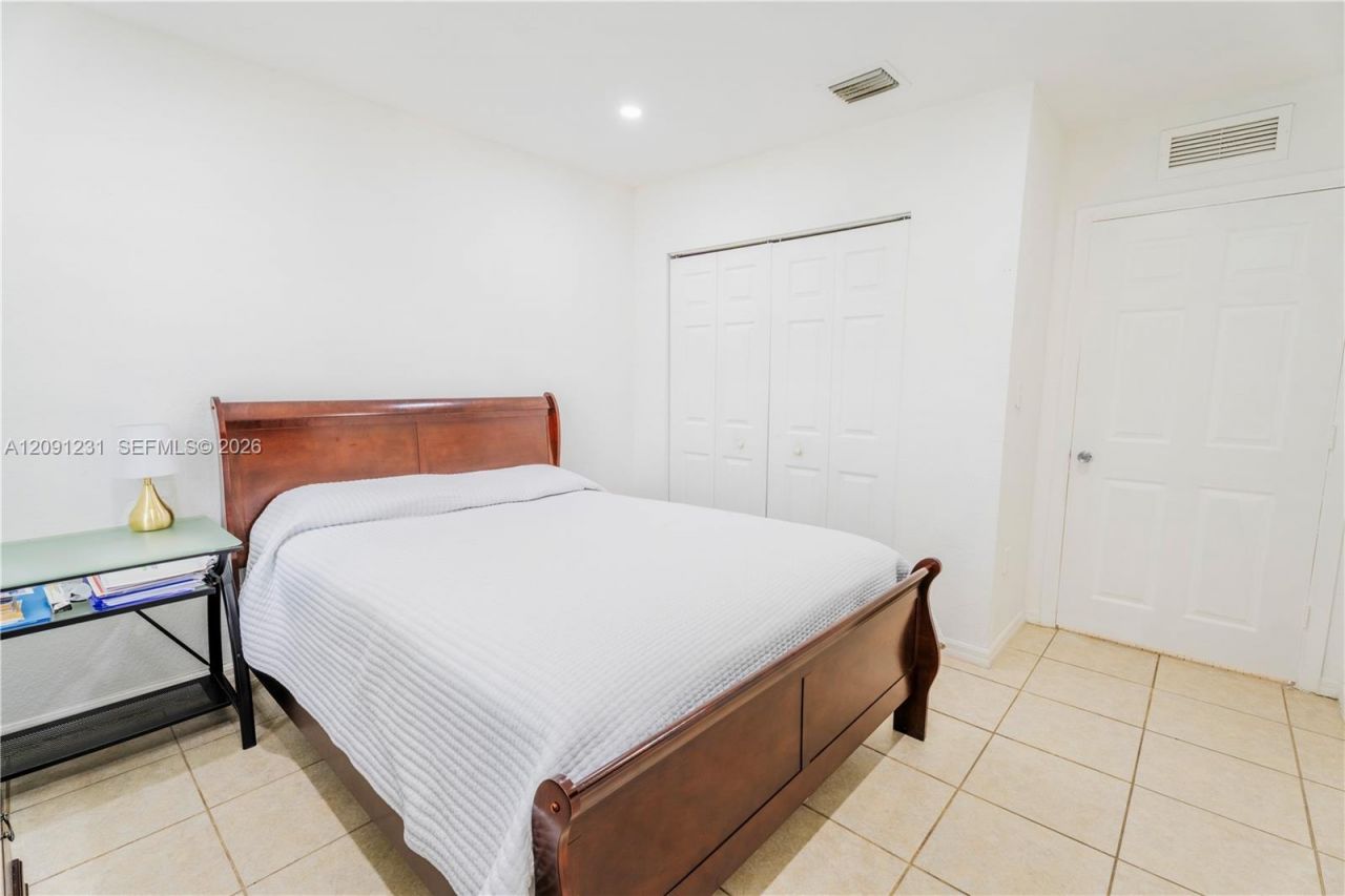153 NW 6th St, Homestead, FL 33030 Photo