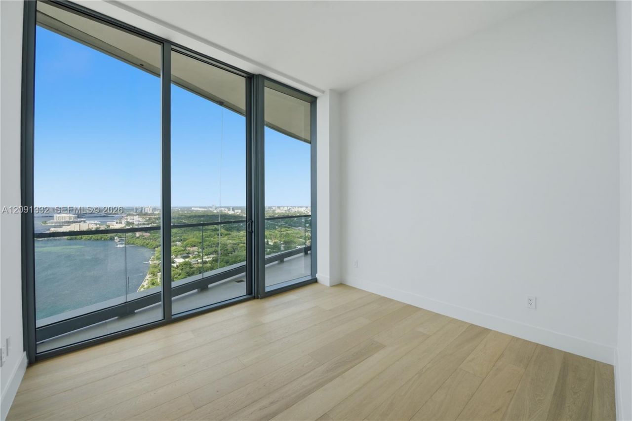 175 SE 25th Rd , Unit 3302, Miami, FL 33129 Photo