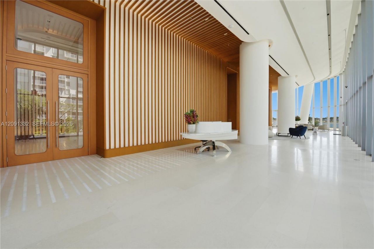 175 SE 25th Rd , Unit 3302, Miami, FL 33129 Photo