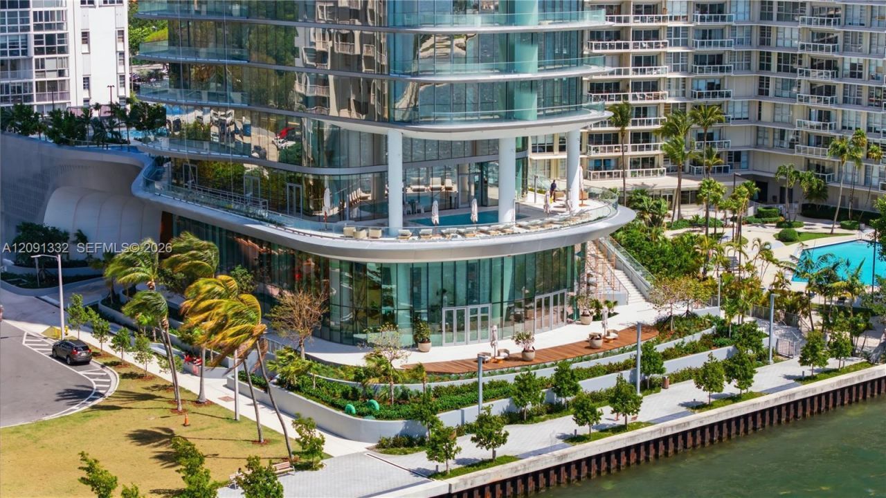 175 SE 25th Rd , Unit 3302, Miami, FL 33129 Photo