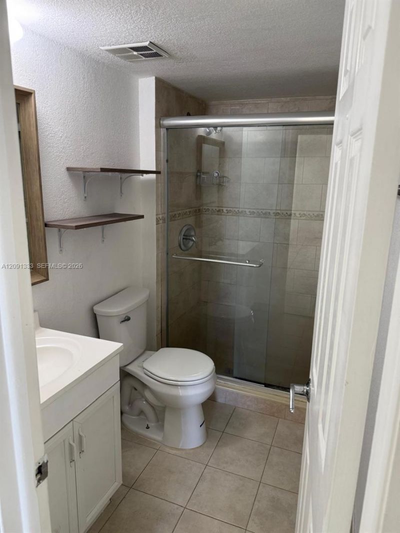 Please Call For Address, Unit 4G1, Miami, FL 33193 Photo