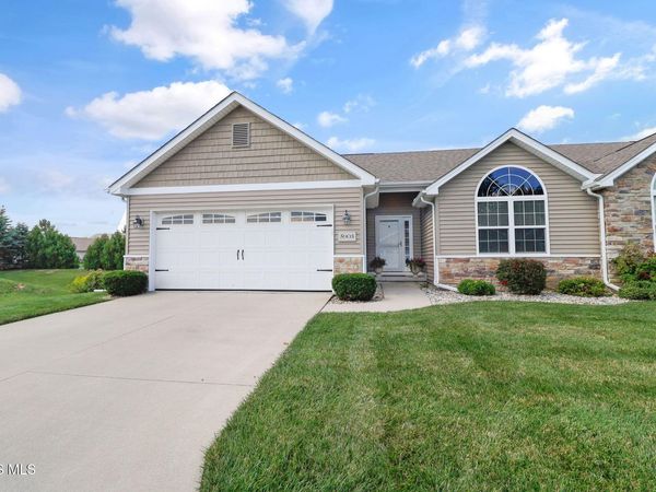 5903 Pine Tree Place , Sylvania, OH 43560