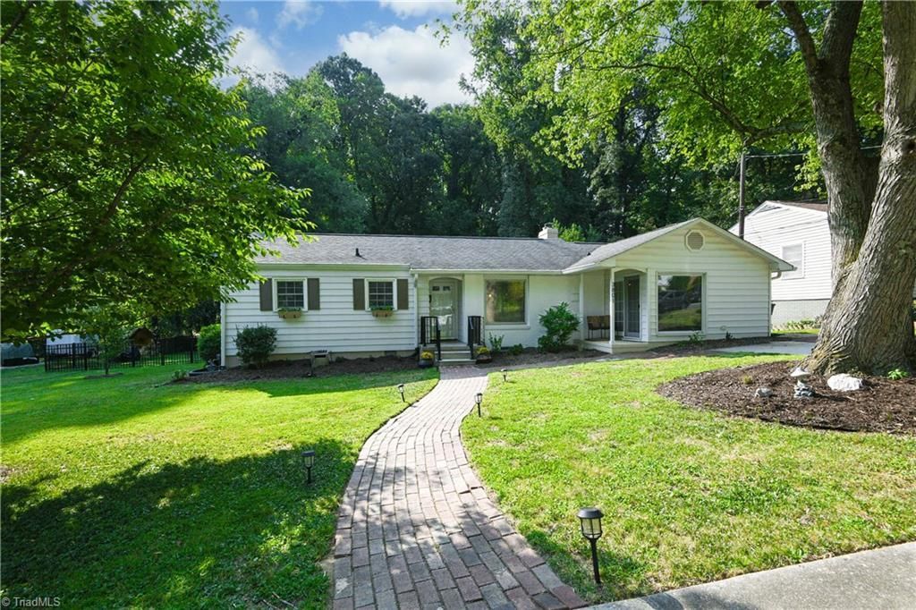 3801 Parkwood Drive, Greensboro, NC 27403 Main Photo