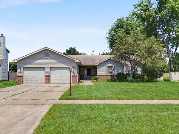 808 E Marshall Street , Tolono, IL 61880