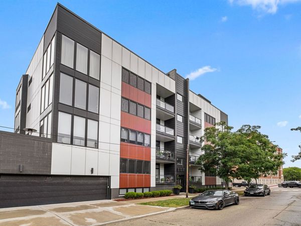 1300 N Claremont Avenue , Unit 1E, Chicago, IL 60622