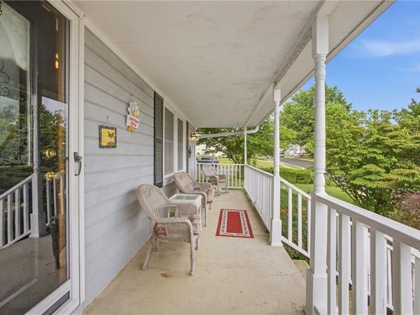 502 NE Fox Trail Drive, Blue Springs, MO 64014