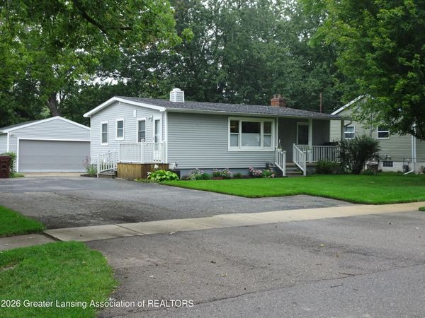 2047 Phillips Avenue, Holt, MI 48842