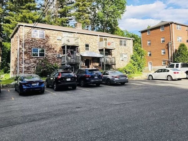 44 Burnap Rd, Unit 6, Holliston, MA 01747