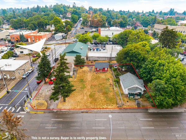 114, 116, 120 N Jackson St/ W. A St, Moscow, ID 83843