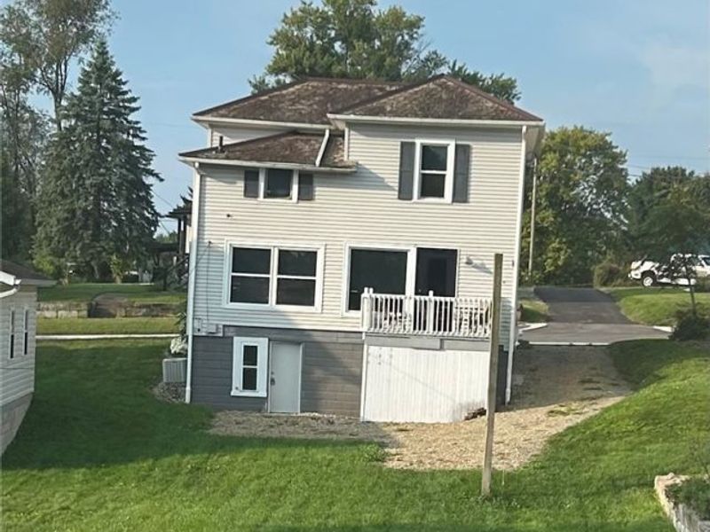 131 Maple Street SW, Sugarcreek, OH 44681 Photo 17