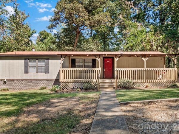 3508 Lottie B Road, Jonesville, NC 28642