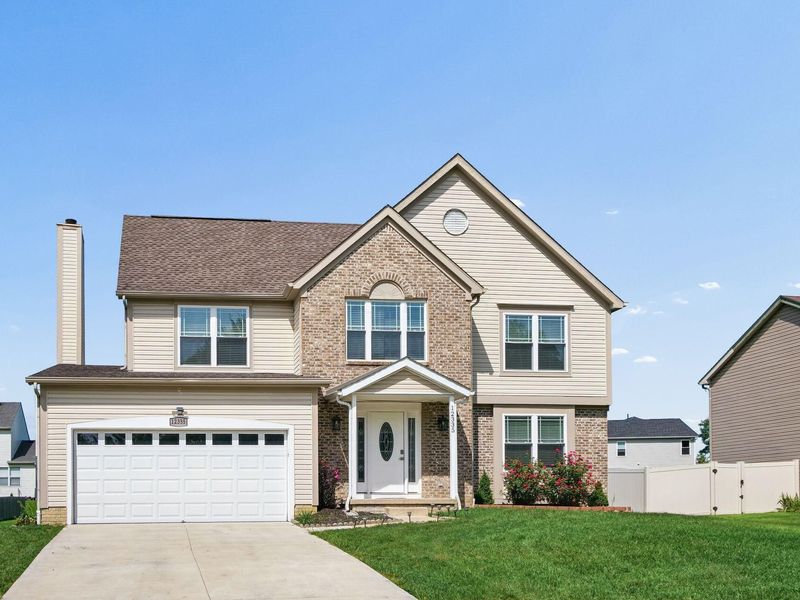 12335 Thoroughbred Drive, Pickerington, OH 43147 Photo 2