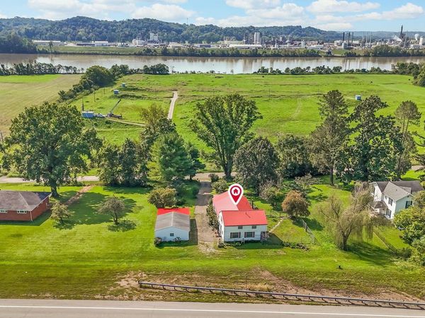 120 Carson Lane , Little Hocking, OH 45742