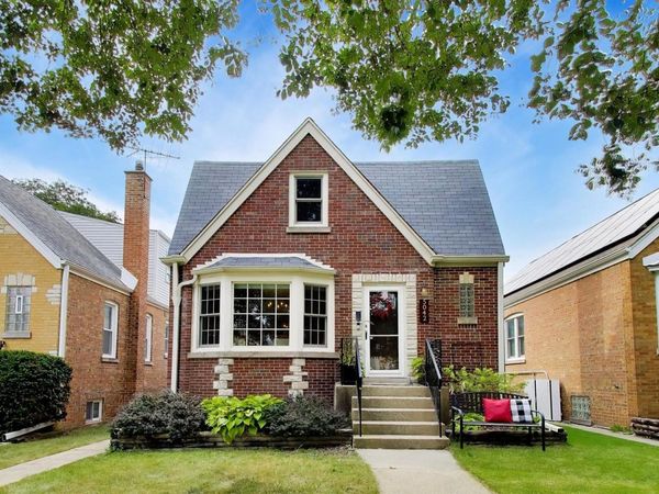 5042 N MELVINA Avenue, Chicago, IL 60630
