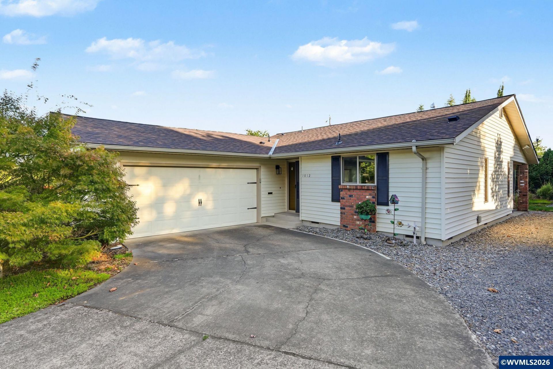 1012 Leona Ln S, Salem, OR 97302 Main Photo