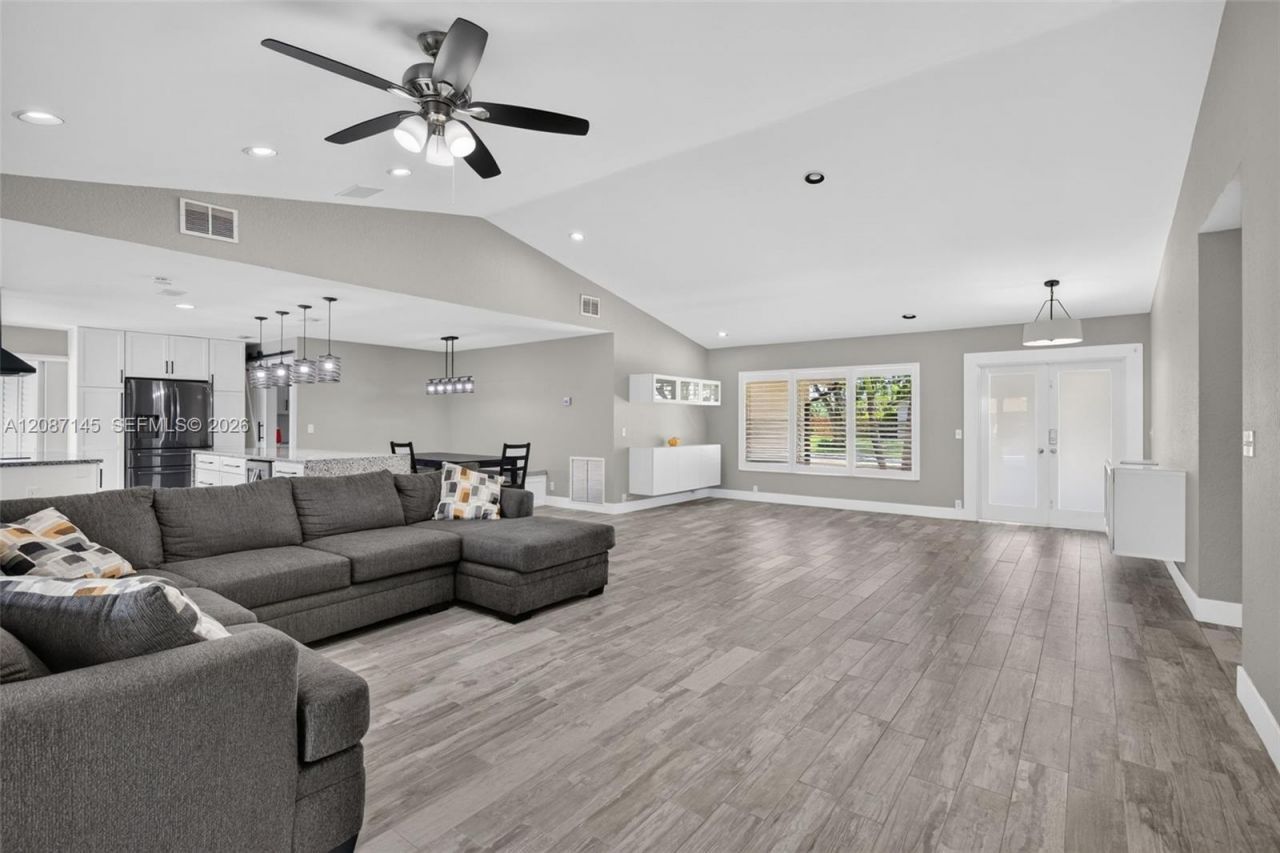 10885 SW 1st Ct, Coral Springs, FL 33071 Photo