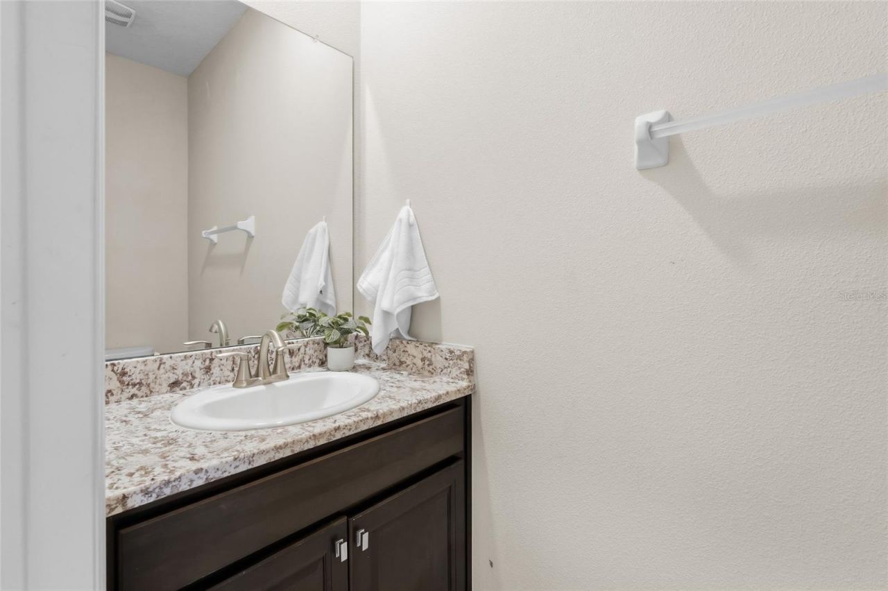 5740 Woodland Sage Drive , Sarasota, FL 34238 Photo