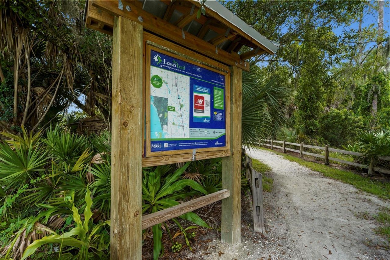 5740 Woodland Sage Drive , Sarasota, FL 34238 Photo