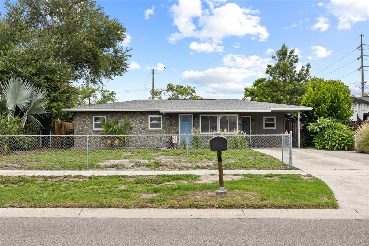 3603 W Oklahoma Avenue, Tampa, FL 33611 Main Photo