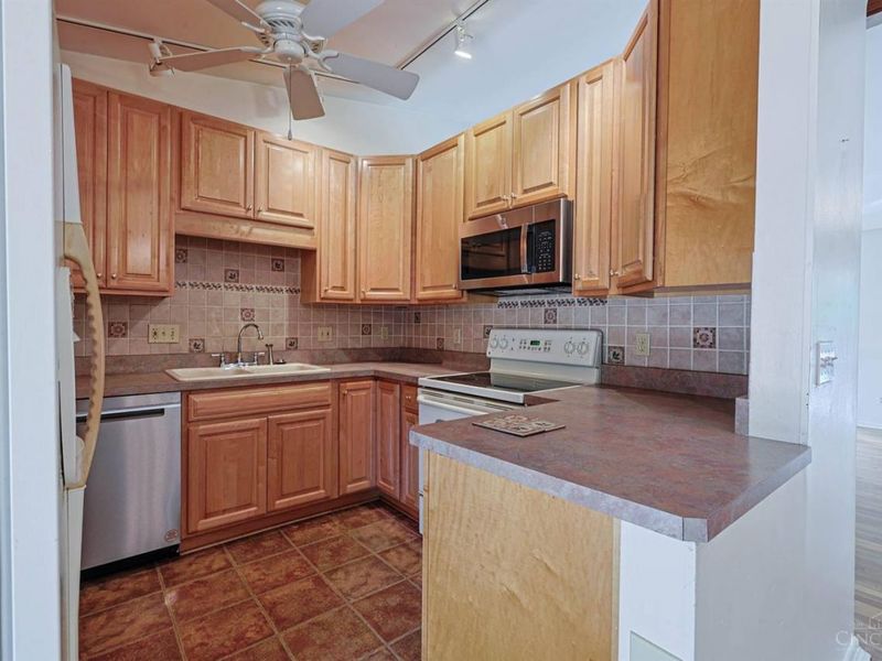 7306 Redondo Court, Madeira, OH 45243 Photo 10