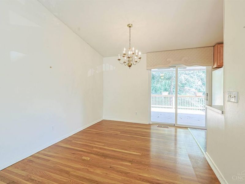 7306 Redondo Court, Madeira, OH 45243 Photo 7
