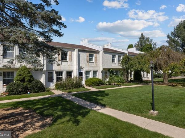 923 STRATFORD COURT , STATE COLLEGE, PA 16801