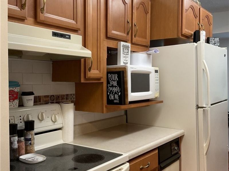 520 Meredith Lane, Unit 507, Cuyahoga Falls, OH 44223 Photo 16