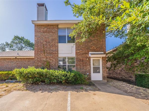 122 Country Bend, Duncanville, TX 75137
