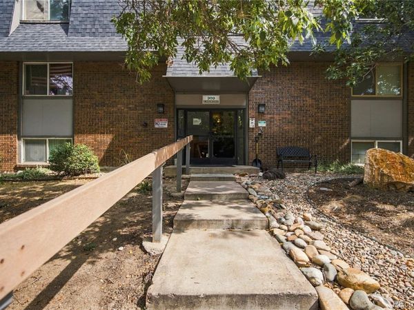 309 E Highline Circle, Unit 203, Centennial, CO 80122