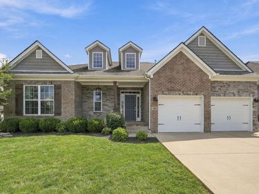 160 Rowanberry Drive, Nicholasville, KY 40356