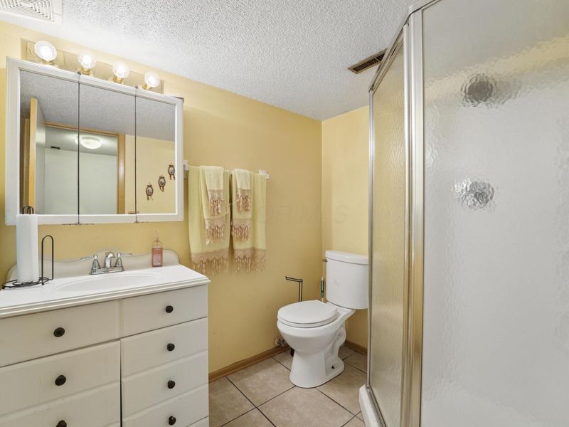 2081 Sharbot Drive, Columbus, OH 43229 Photo 22