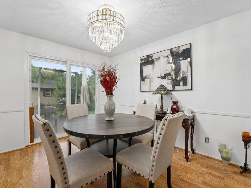 2081 Sharbot Drive, Columbus, OH 43229 Photo 9