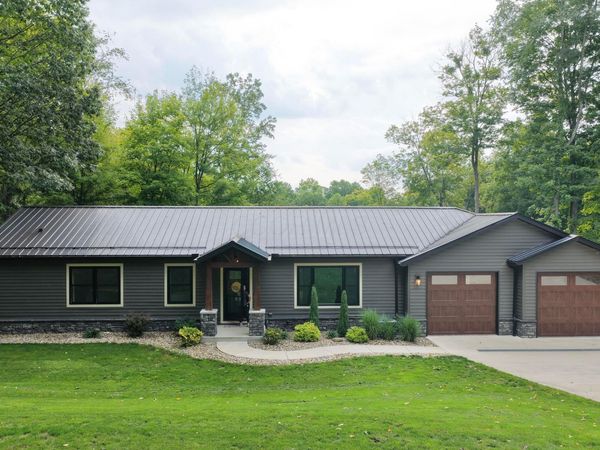 2630 Constance Drive , Millersburg, OH 44654