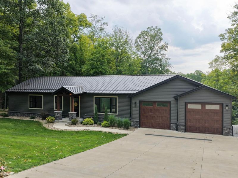 2630 Constance Drive , Millersburg, OH 44654 Photo 2
