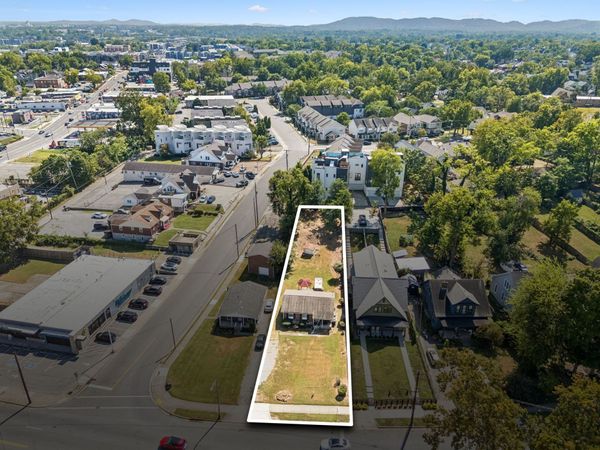 817 Acklen Ave , Nashville, TN 37203