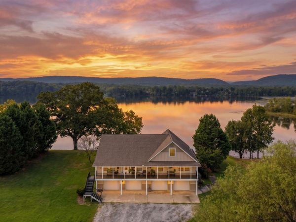 122 Eagle Point Drive , Rockwood, TN 37854