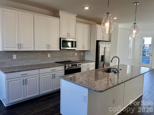 2025 Hawksworth Lane, Charlotte, NC 28262