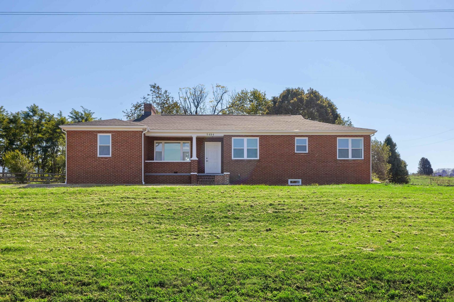5484 INDIAN TRAIL RD primary photo