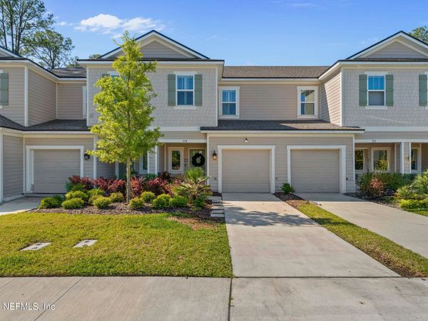 378 ANNIES Place, Jacksonville, FL 32218