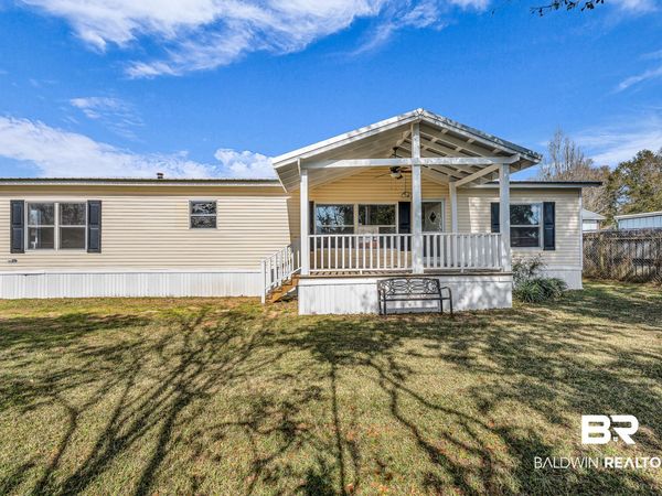 102 S Wren Lane, Robertsdale, AL 36567