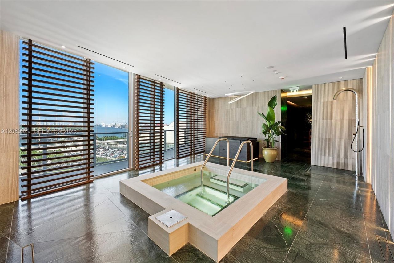 1400 Biscayne Blvd, Unit 609, Miami, FL 33132 Photo