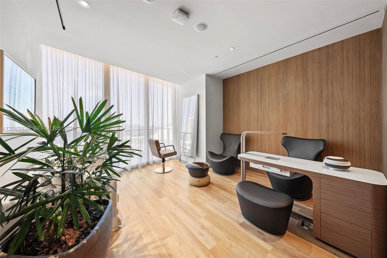 1400 Biscayne Blvd, Unit 609, Miami, FL 33132 Photo