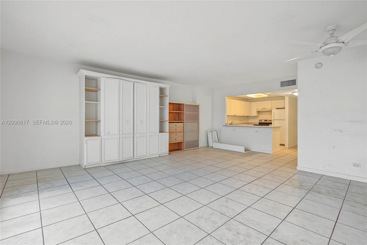 2301 Collins Ave, Unit 1420, Miami Beach, FL 33139 Photo