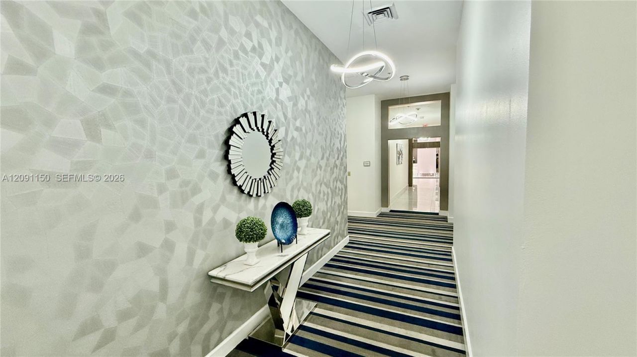 18800 NE 29th Ave , Unit 315, Aventura, FL 33180 Photo