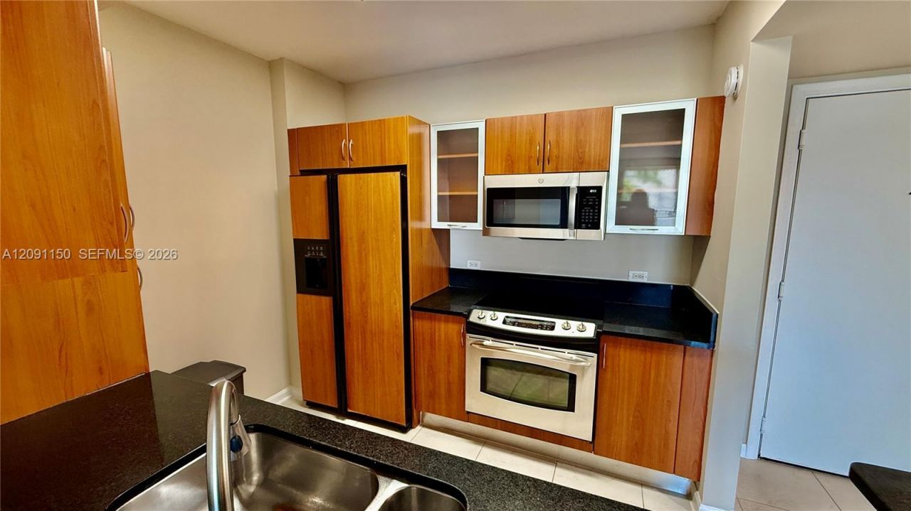18800 NE 29th Ave , Unit 315, Aventura, FL 33180 Photo