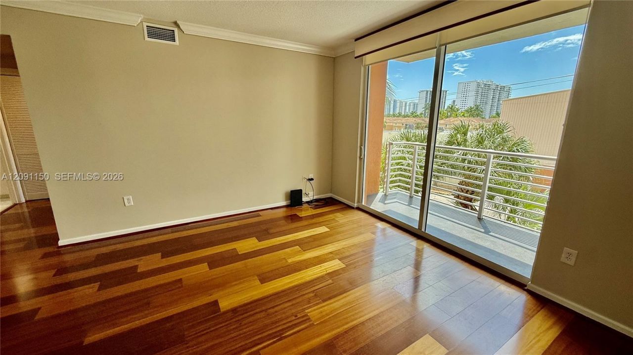 18800 NE 29th Ave , Unit 315, Aventura, FL 33180 Photo