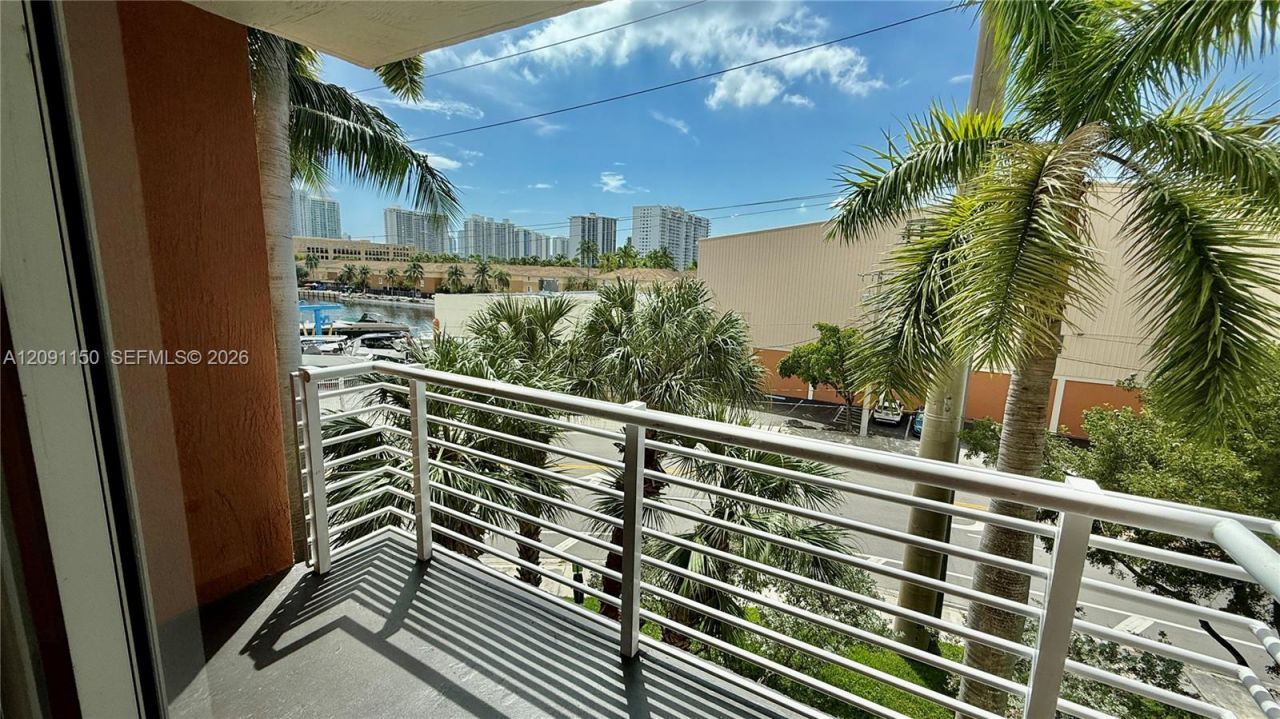 18800 NE 29th Ave , Unit 315, Aventura, FL 33180 Photo