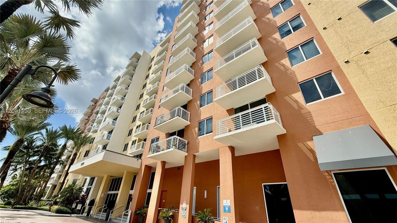 18800 NE 29th Ave , Unit 315, Aventura, FL 33180 Photo