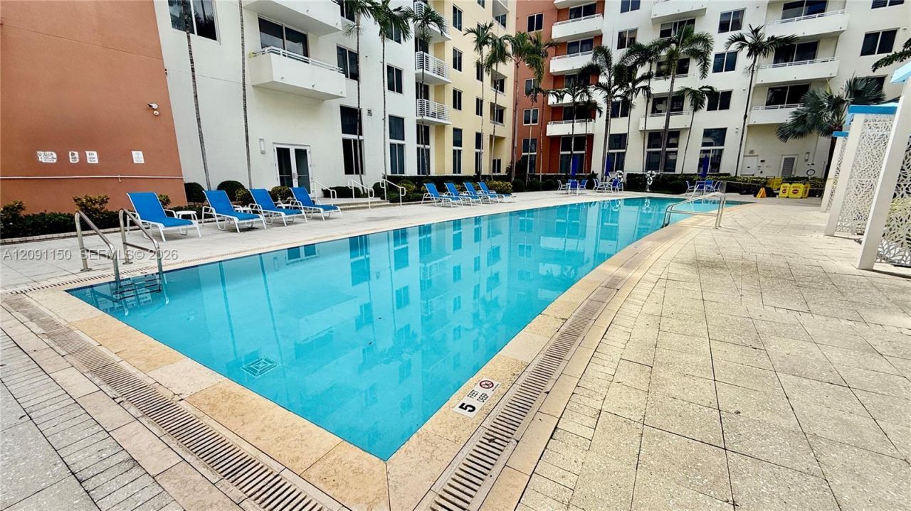 18800 NE 29th Ave , Unit 315, Aventura, FL 33180 Photo
